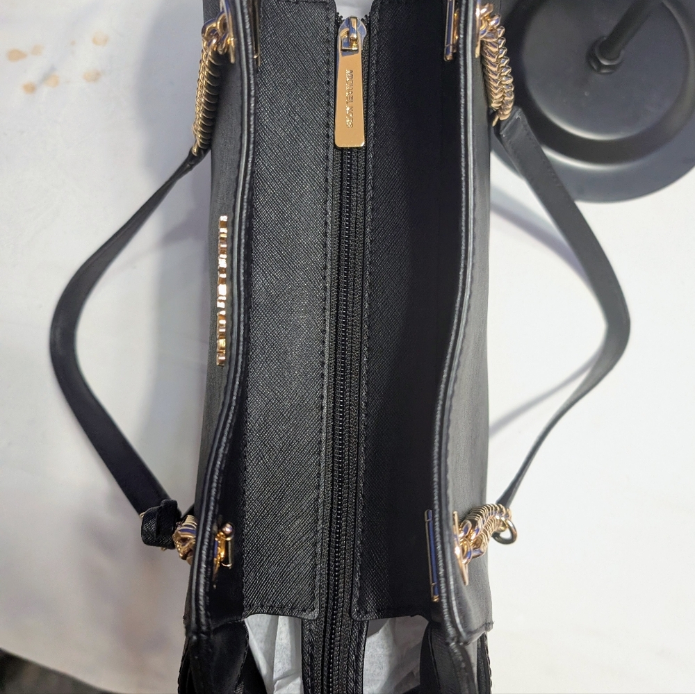 Michael Kors Jet Set Travel Large Saffiano Leather Shoulder Bag - Black - Picture 4 of 15